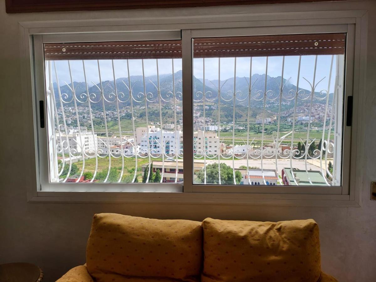 Vaste Appartement Au Centre De Tétouan Exterior foto