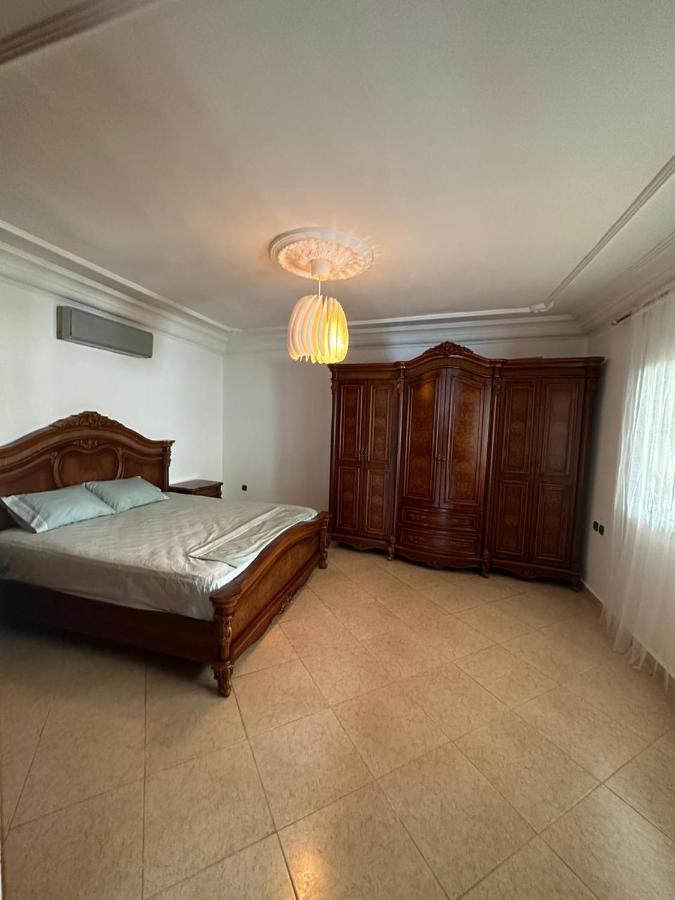 Vaste Appartement Au Centre De Tétouan Exterior foto